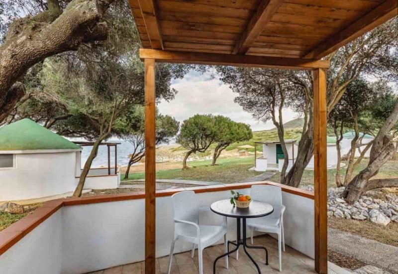 veranda-tukul-sentero-dell-essere